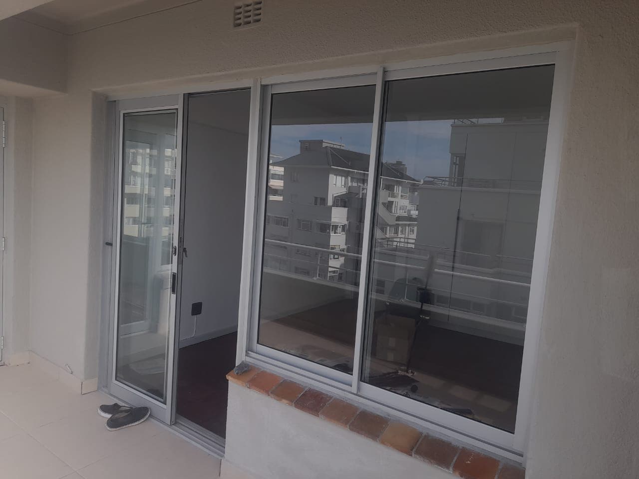 Palace sliding windows