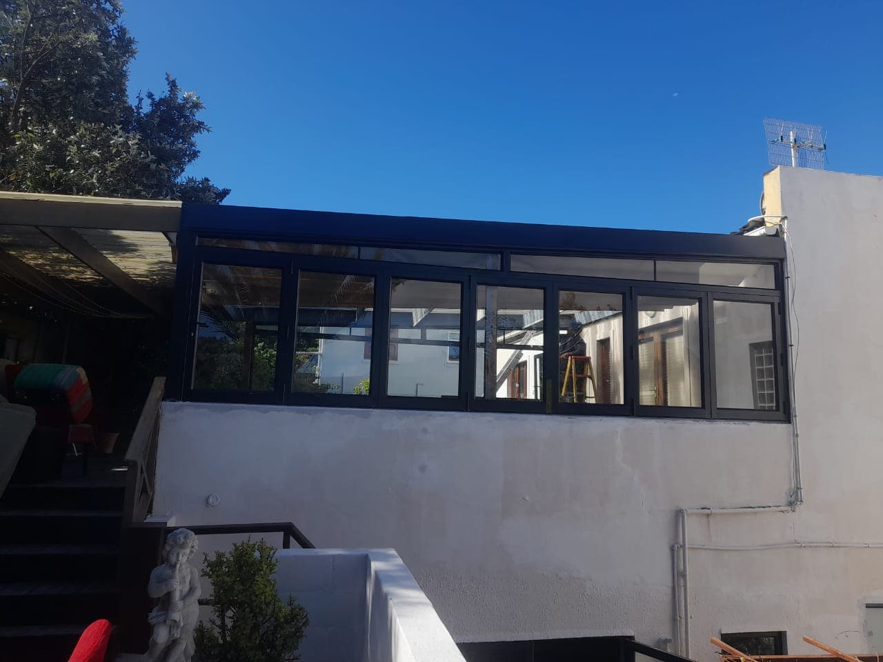 Stacking & folding windows