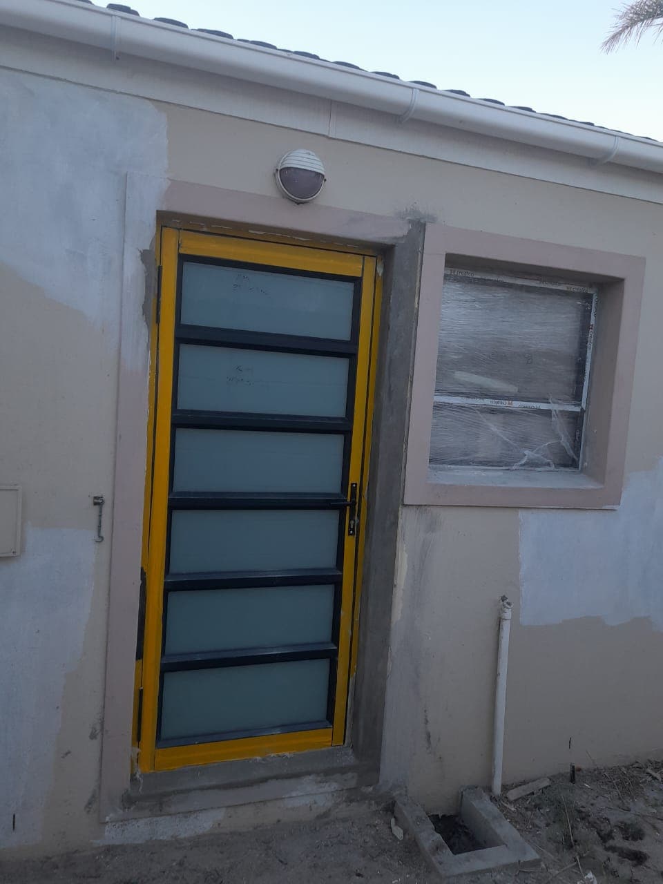 Standard & stable doors